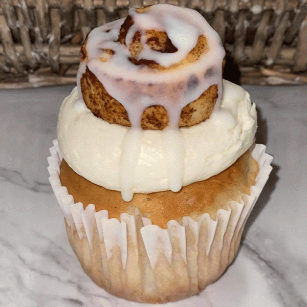 Cinnamon Roll Cupcake