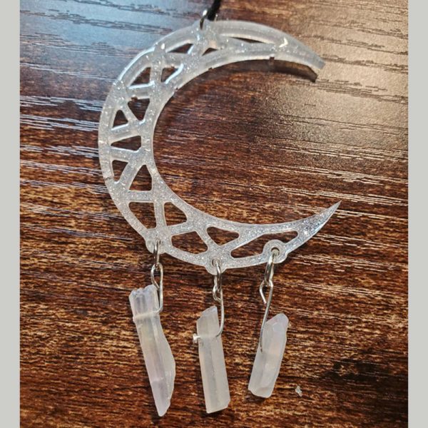 Geometric glitter moon necklace with quartz points